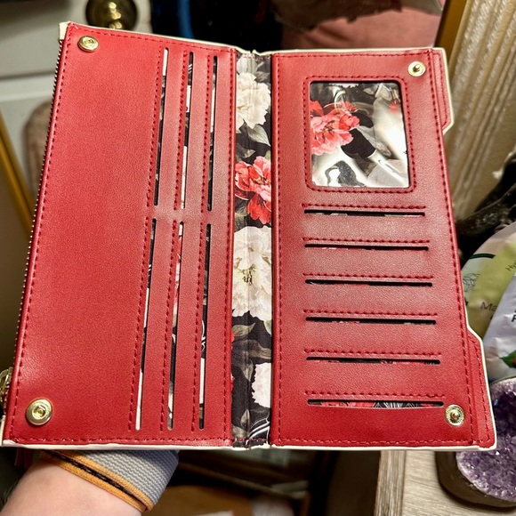 Darth Vader Star Wars Cream and Red Floral Wallet Disney Loungefly Collectible - Picture 11 of 15